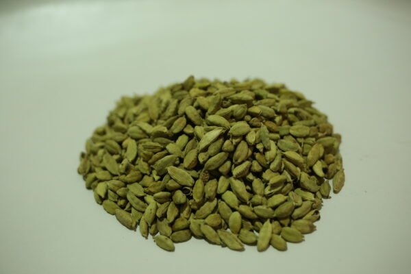 Greenelachi choti (Cardmom)